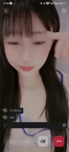 【章哥经典】裸聊调教小母狗，小母狗很听话